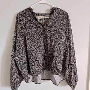 NWT Universal Thread Blouse